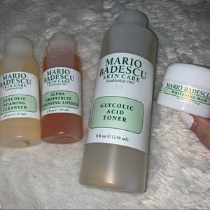 Mario Badescu Skincare Pack with Mini Free Sample